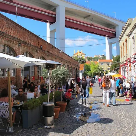 Tp Factory 15, Daire Lisboa