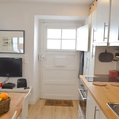 Tp Factory 15, Lizbona